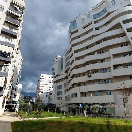 Tirana Contact Apartment Екстер'єр фото