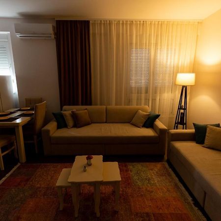 Tirana Contact Apartment Екстер'єр фото