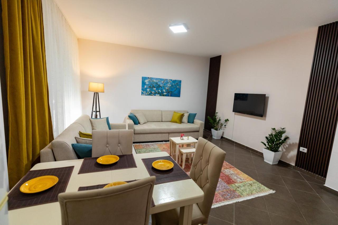 Tirana Contact Apartment Екстер'єр фото