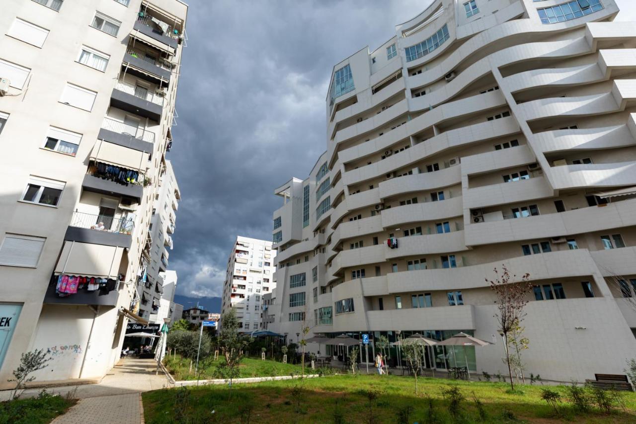 Tirana Contact Apartment Екстер'єр фото