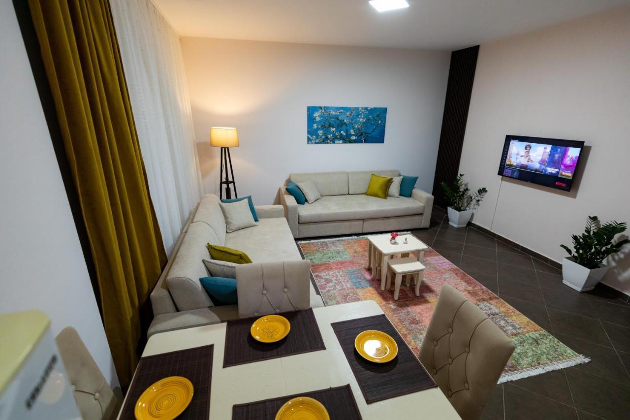 Tirana Contact Apartment Екстер'єр фото