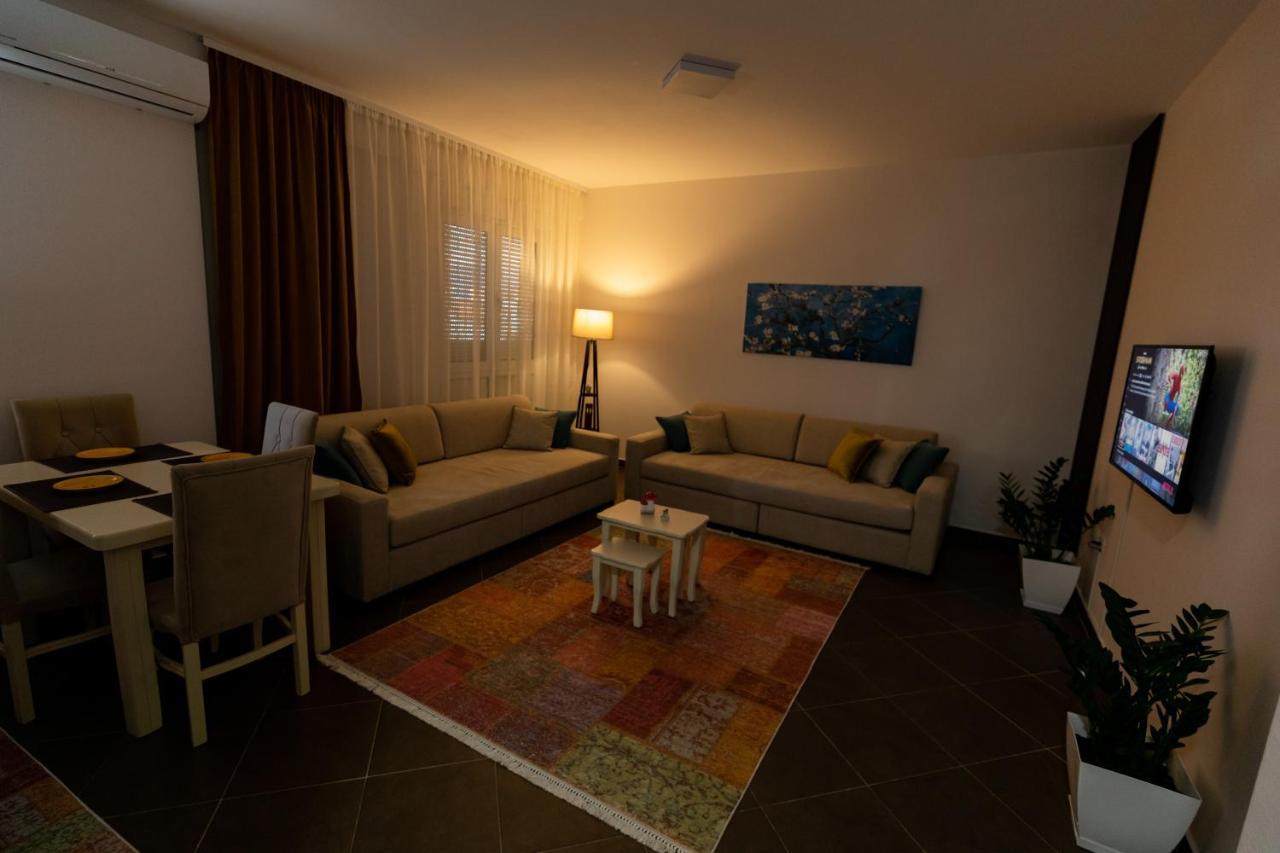Tirana Contact Apartment Екстер'єр фото