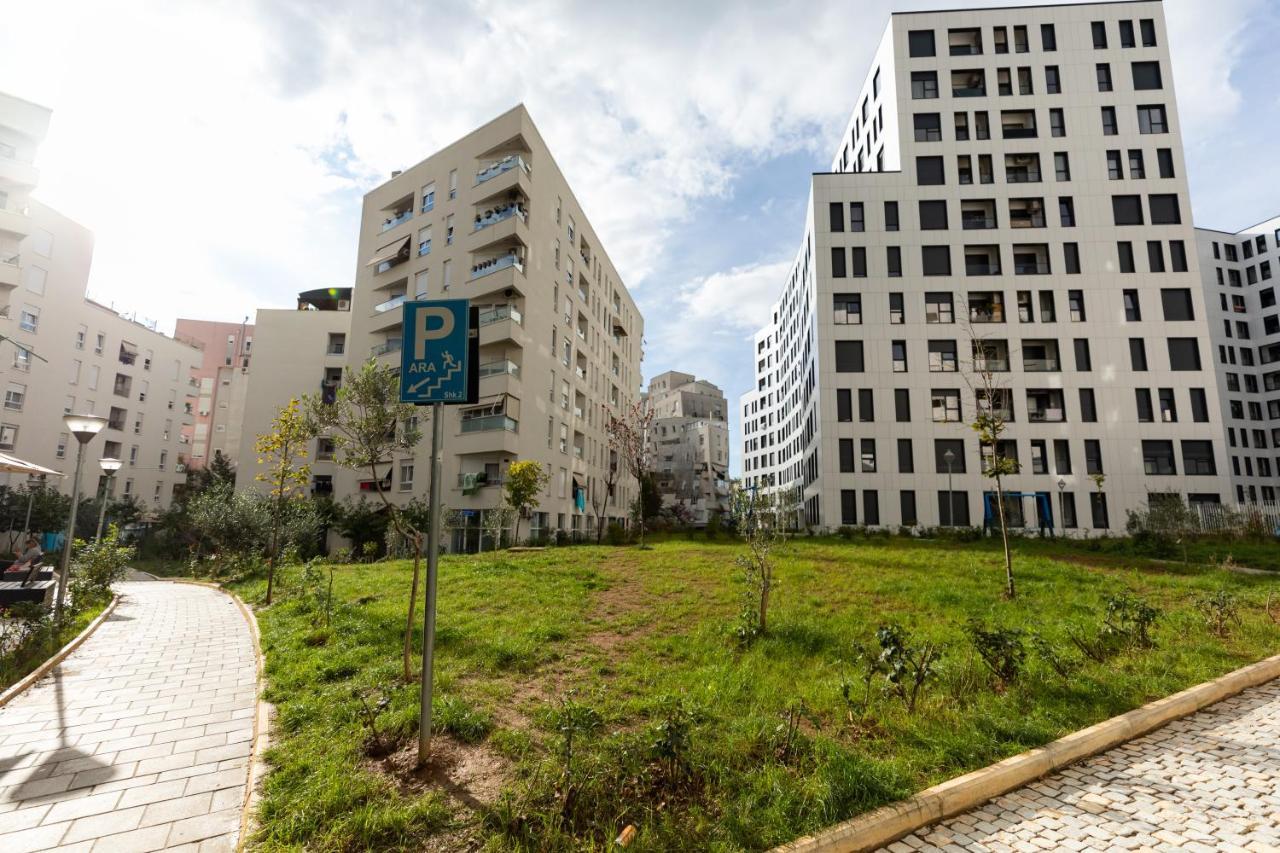 Tirana Contact Apartment Екстер'єр фото